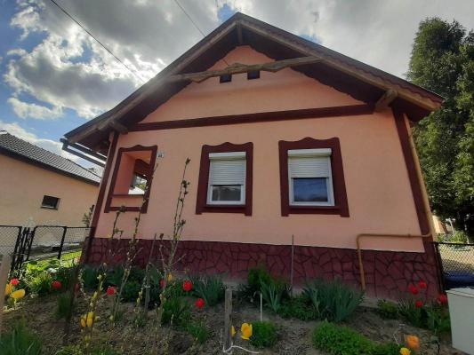 Hongarije ~ Pannonia (West) ~ Baranya (Pcs) - (Woon)boerderij