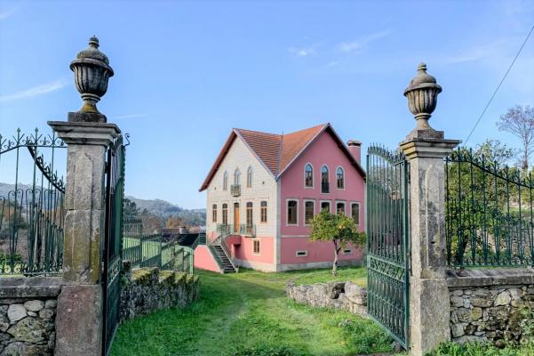 Portugal ~ Viseu ~ Oliveira de Frades - Landhuis