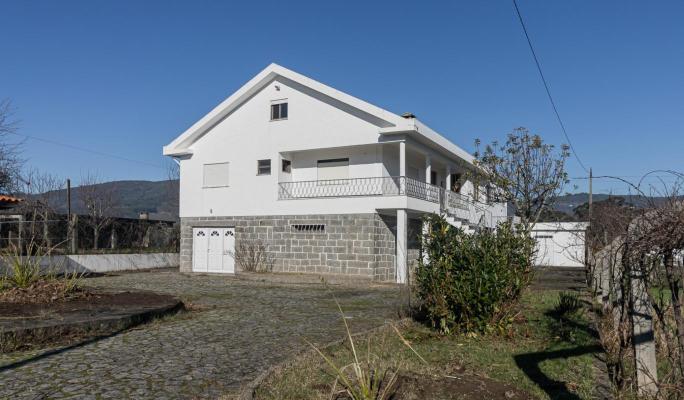 Woonhuis te koop in Portugal - Viana do Castelo - Ponte de Lima - Beiral do Lima - € 300.000