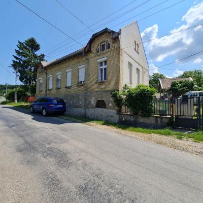 Hongarije ~ Pannonia (West) ~ Baranya (Pcs) - (Woon)boerderij