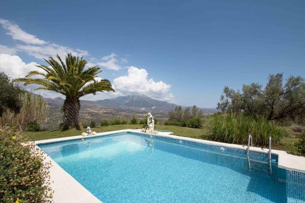 Landhuis te koop in Spanje - Andalusi - Mlaga - Periana -  650.000