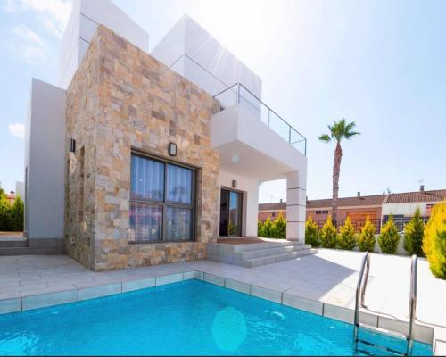 Villa te koop in Spanje - Murcia (Regio) - Costa Calida - Los Alcazares -  537.000