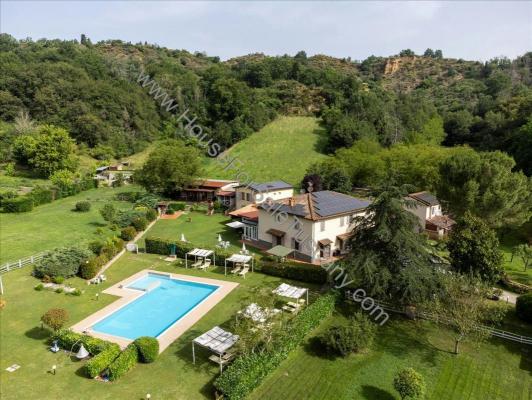 B & B / Pension te koop in Itali - Toscane - Valdarno - Montevarchi -  1.750.000