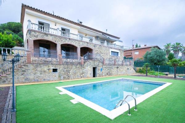 Villa te koop in Spanje - Cataloni - Costa Brava - Calonge -  558.000