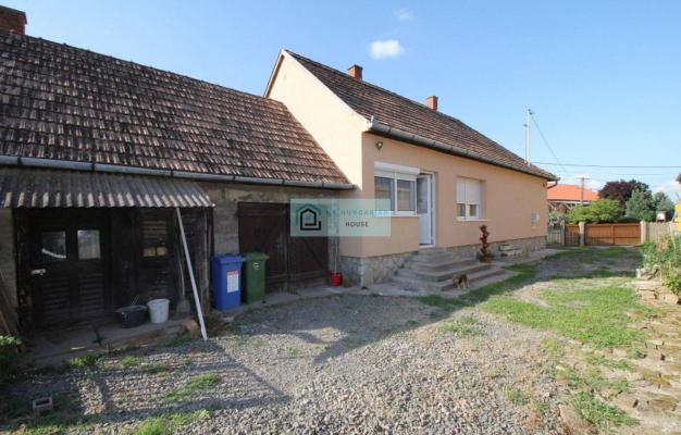 Woonhuis te koop in Hongarije - Pannonia (West) - Tolna (Szekszrd) - Attala -  51.700