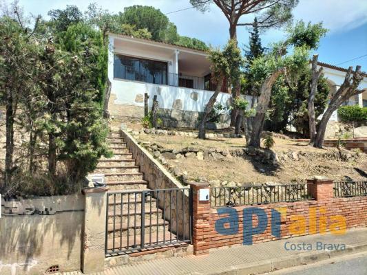 Spanje ~ Cataloni ~ Gerona ~ Costa Brava ~ Kust - Villa