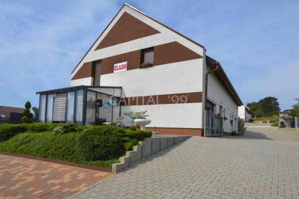 Villa te koop in Hongarije - Pannonia (West) - Balaton - Kesztheky - € 350.000