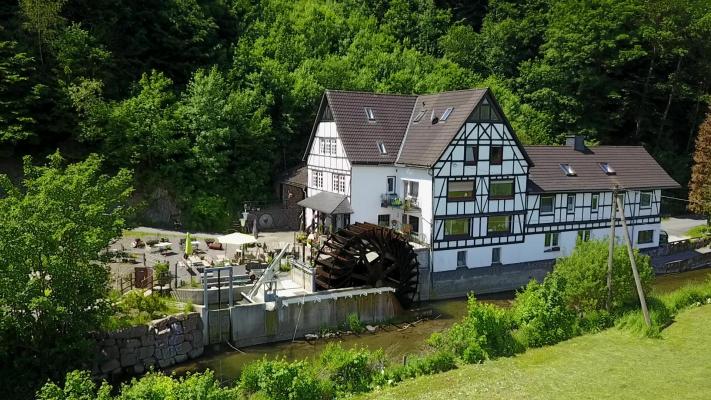 Horeca-object te koop in Duitsland - Nordrhein-Westfalen - Sauerland - Schmallenberg -  1.495.000