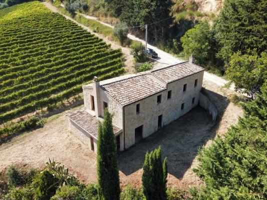 Landhuis te koop in Itali - Marken / Marche - Ripatransone -  260.000