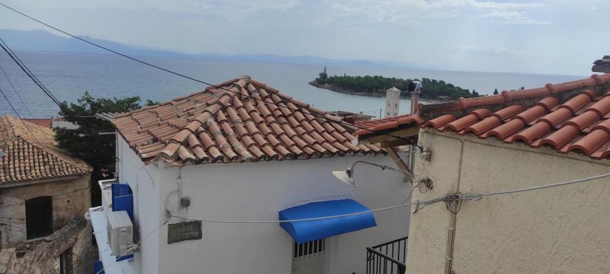 Meergezinswoning te koop in Griekenland - Peloponnese - Gythion -  138.000
