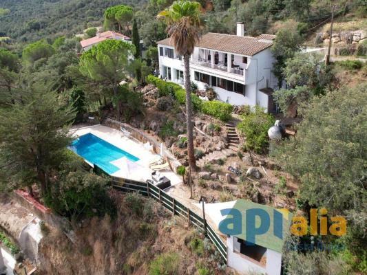 Spanje ~ Cataloni ~ Gerona ~ Costa Brava ~ Kust - Villa