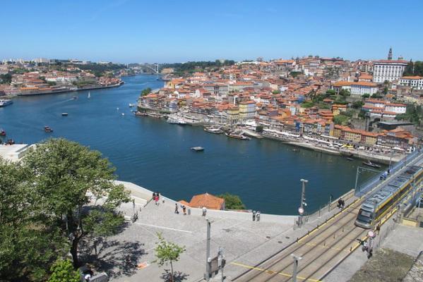 Portugal ~ Costa Verde ~ Porto ~ Vila Nova de Gaia - Studio
