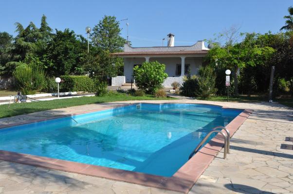 Villa te koop in Itali - Apuli - Latiano -  265.000