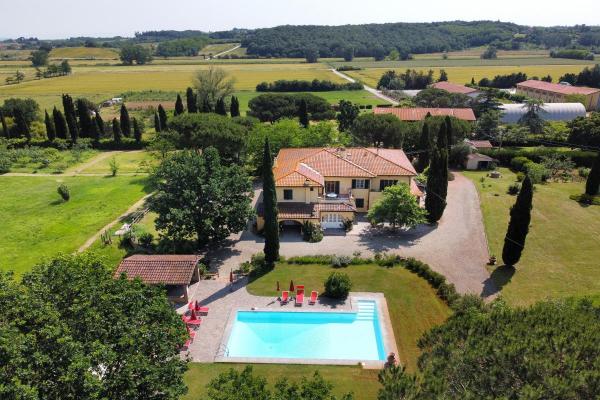 (Woon)boerderij te koop in Itali - Toscane - Fauglia -  1.250.000