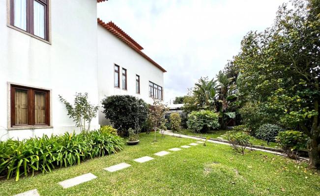 Portugal ~ Porto ~ Vila Nova de Gaia - Villa