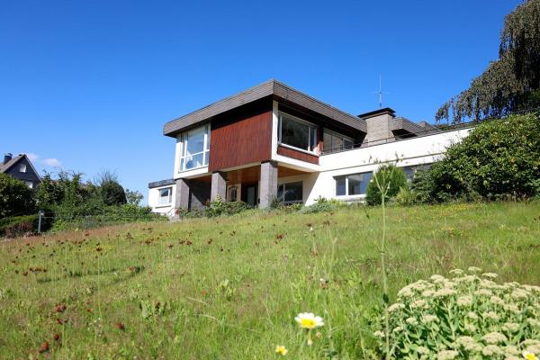 Duitsland ~ Nordrhein-Westfalen ~ Sauerland - Villa