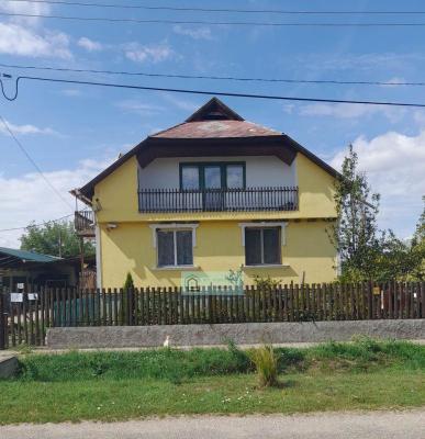 Hongarije ~ Eger-Tokaj (Noord) ~ Borsod-Abaj-Zempln - Woonhuis