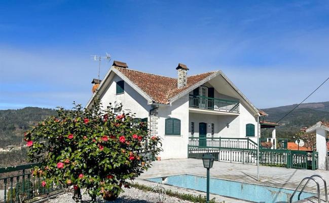 Villa te koop in Portugal - Viseu - Oliveira de Frades - São João da Serra - € 278.000