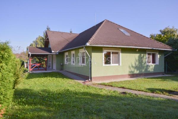 Villa te koop in Hongarije - Pannonia (West) - Balaton - Cserszegtomaj -  265.000