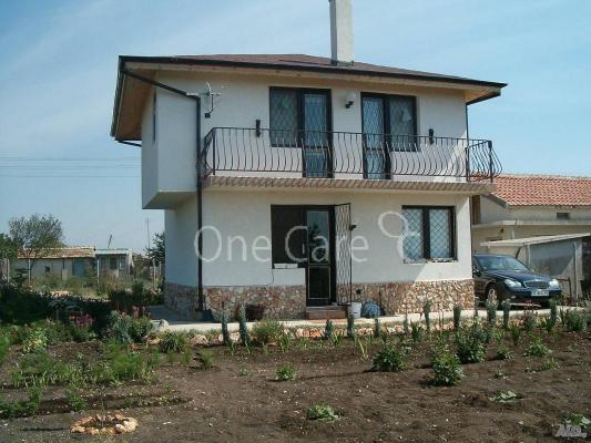 House for sale in Bulgaria - North-Eastern - Bozhurets -  87.500