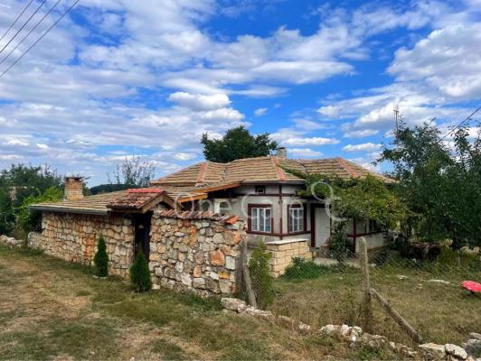 Haus zu verkaufen in Bulgarien - North-Eastern - Zementsi -  42.500