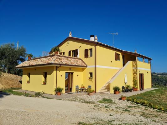 Landhuis te koop in Itali - Marken / Marche - Ripatransone -  480.000