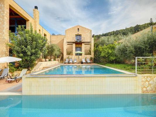 Resort for sale in Greece - Crete (Kreta) - Chania -  3.850.000