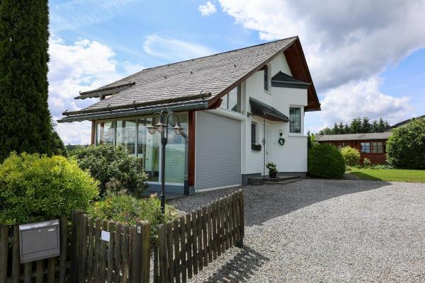 Duitsland ~ Nordrhein-Westfalen ~ Sauerland - Woonhuis