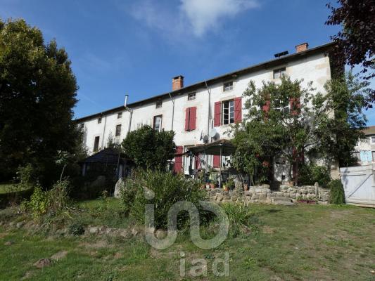 Maison de Caractre te koop in Frankrijk - Auvergne - Puy-de-Dme - Saint-Bonnet-le-Chastel -  219.000