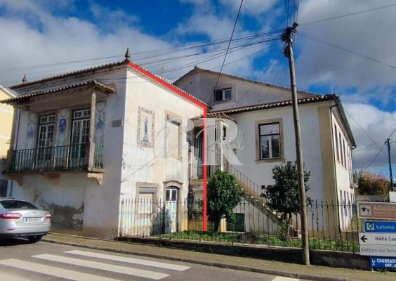 Portugal ~ Castelo Branco ~ Sert - Stadswoning
