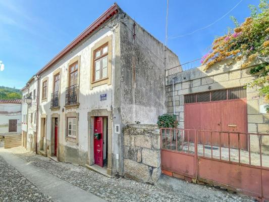 Portugal ~ Coimbra ~ Arganil - Tussenwoning