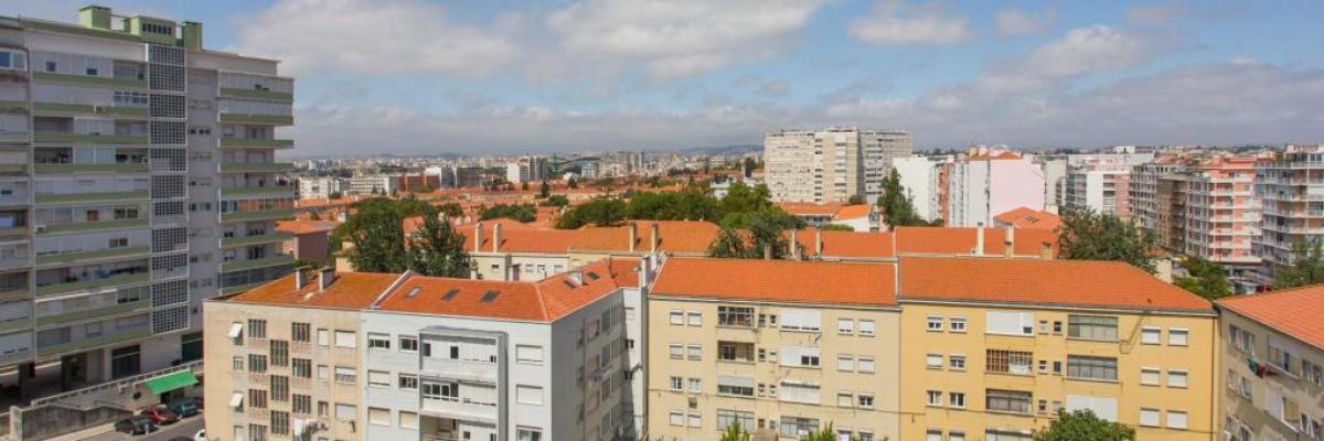 Portugal ~ Lissabon - Maisonnette