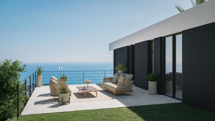 Villa te koop in Spanje - Andalusi - Costa del Sol - Benalmadena Costa -  1.555.000