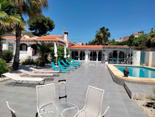 Villa te koop in Spanje - Valencia (Regio) - Costa Blanca - Calpe -  505.000
