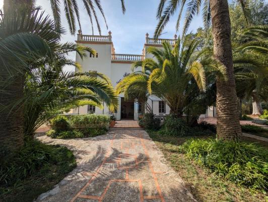 Villa te koop in Spanje - Valencia (Regio) - Costa Valencia - Gandia -  950.000