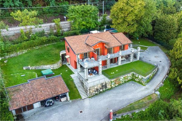 Woonhuis te koop in Itali - Lago Maggiore - Stresa -  790.000