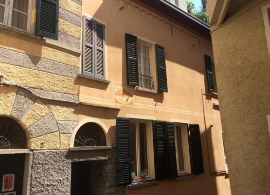 Appartement te koop in Itali - Comomeer - Moltrasio -  320.000