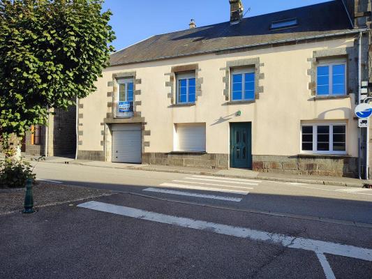 Woonhuis te koop in Frankrijk - Basse-Normandie - Orne - CARROUGES -  169.000