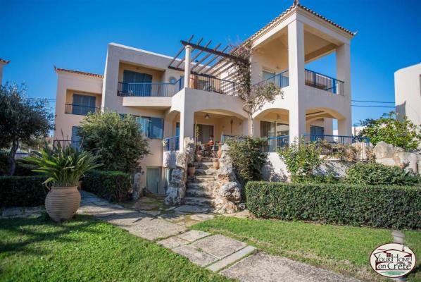 Villa zu verkaufen in Griechenland - Crete (Kreta) - Maleme -  325.000