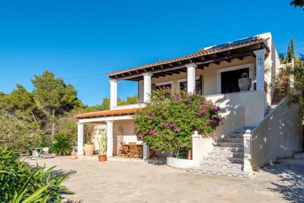 Villa te koop in Spanje - Balearen - Ibiza - Cala Llenya -  1.650.000