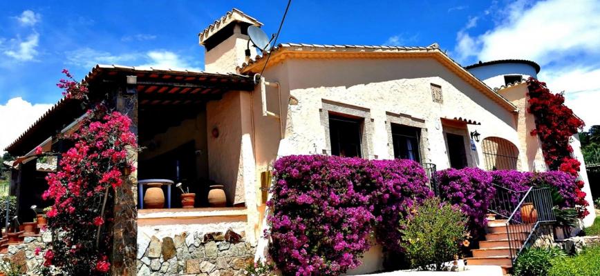 Villa te koop in Spanje - Cataloni - Costa Brava - Castell-Platja D`aro -  695.000