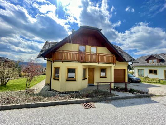 Villa for sale in Czech Republic - Bohemia (West) - Lipno nad Vltavou -  499.000