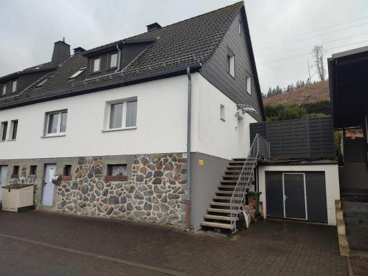 Germany ~ Nordrhein-Westfalen ~ Sauerland - Terraced House