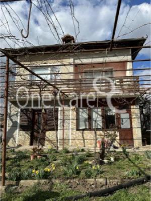 Landhuis te koop in Bulgarije - NoordOost - Lomnitsa -  27.000