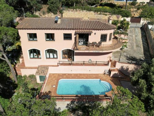 Villa te koop in Spanje - Cataloni - Costa Brava - Sant Feliu De Guixols -  565.000