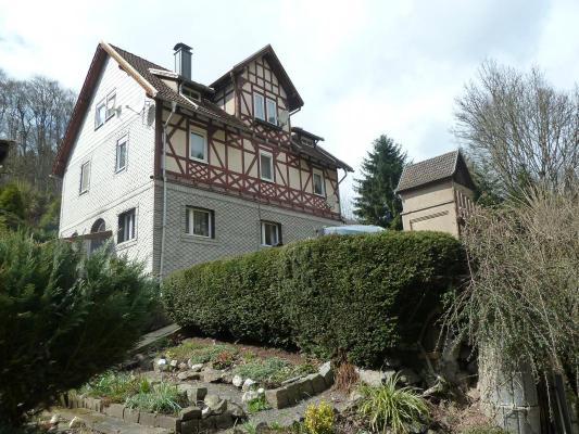 Meergezinswoning te koop in Duitsland - Thringen - Thringer Wald - Brotterode-Trusetal -  239.000