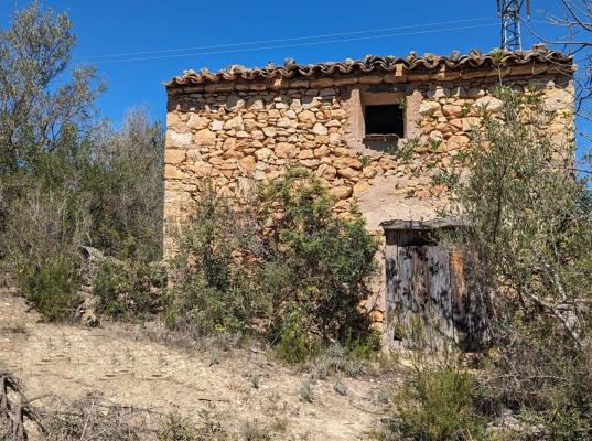 Renovierungsobjekt zu verkaufen in Spanien - Catalua - Tarragona - El Pinell De Brai -  50.000