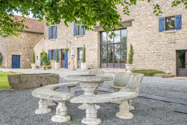 France ~ Limousin ~ 87 - Haute-Vienne - Maison en pierre