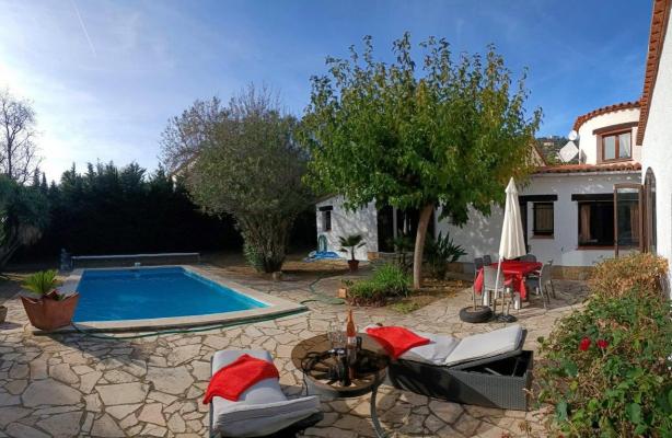 Spanje ~ Cataloni ~ Gerona ~ Costa Brava ~ Kust - Chalet