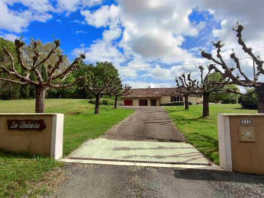 Frankrijk - Aquitaine - 47 - Lot-et-Garonne - Villeneuve-sur-Lot